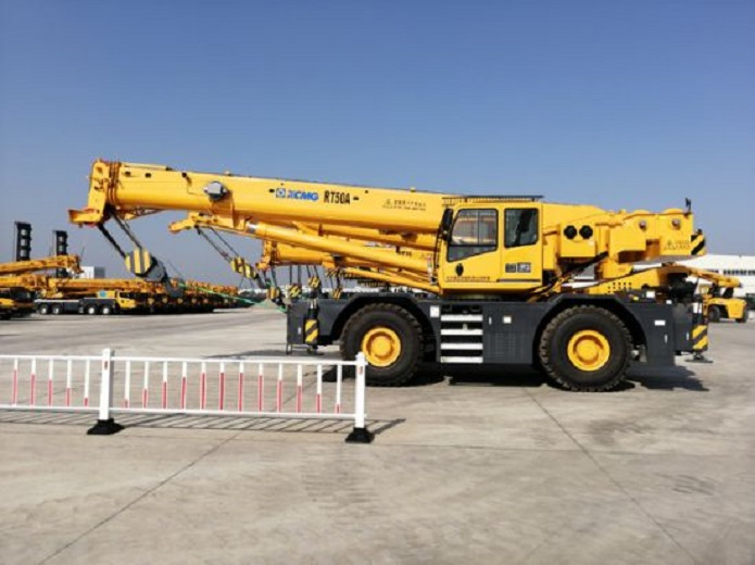 XCMG 30 ton small hydraulic XCR30 rough terrain crane 4 wheel mobile cranes for sale